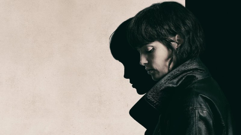 她行走于黑暗中（2025）NF 4K DV&HDR 英西音轨 内封简中 10.23G- 